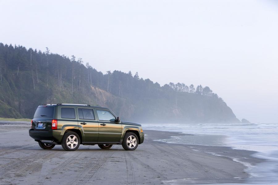  Jeep Patriot 2007 года  (фото 24 из 134)